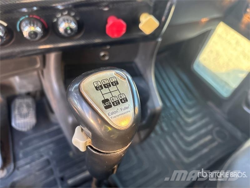 Kenworth on Kenworth T800 8x6 Combination Wash/ Vacuum Tan Saug- und Druckwagen