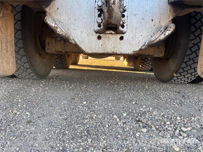 Kenworth on Kenworth T800 8x6 Combination Wash/ Vacuum Tan Saug- und Druckwagen