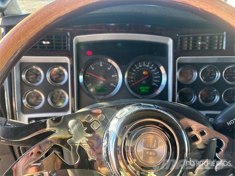Kenworth on Kenworth T800 8x6 Combination Wash/ Vacuum Tan Saug- und Druckwagen