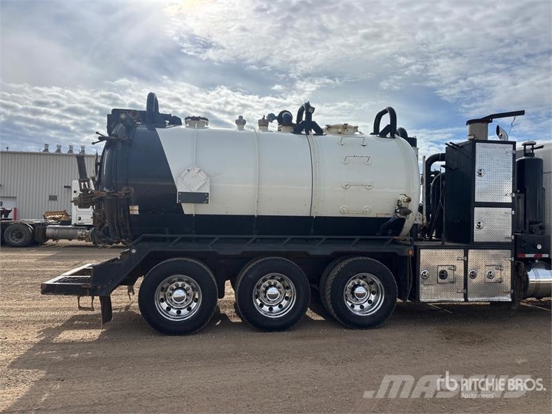 Kenworth on  Kenworth T-800 8x6 Sleeper Combination Wash/ V Paine-/imuautot