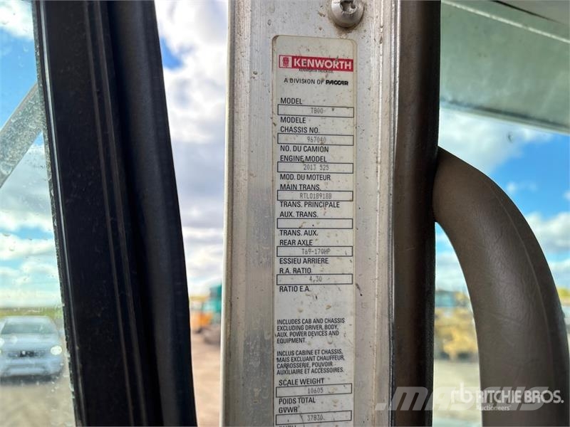 Kenworth on Kenworth T-800 8x6 Sleeper Combination Wash/ V Kombi vozila/ vakum kamioni