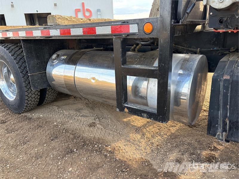 Kenworth Palfinger PK 23500 Knuckle Boom on Kenworth T800 Crane trucks