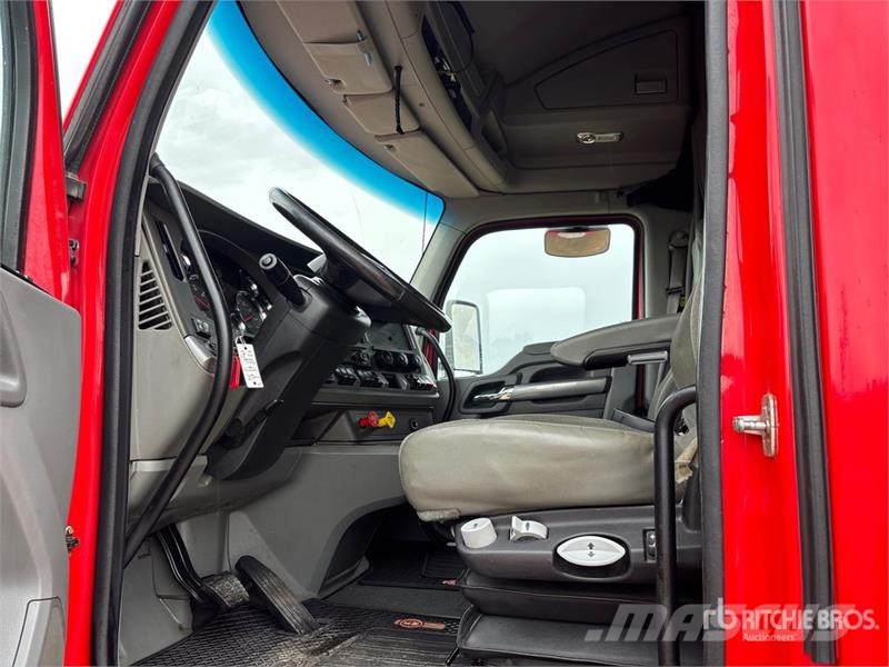 Kenworth T-680 6x4 T/A Day Cab Truck Tractor Vlačilci