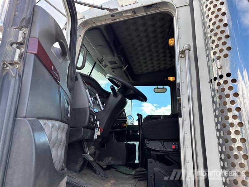 Kenworth T-800 6x4 Sleeper Flatbed Truck Pritschenwagen/Pritschenwagen mit Seitenklappe