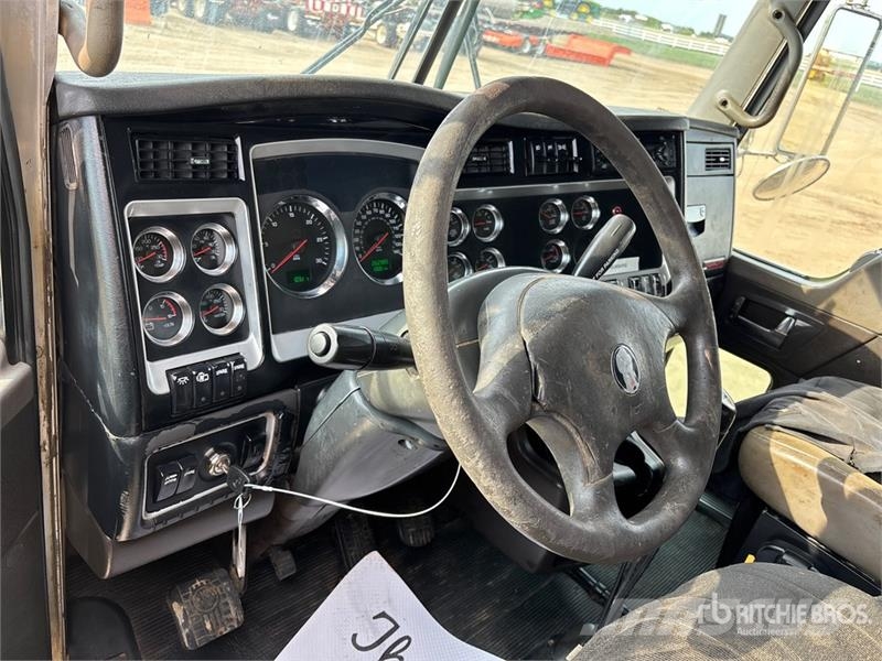 Kenworth T-800 Vacuum Tanker Truck Camiões Aspiradores Combi