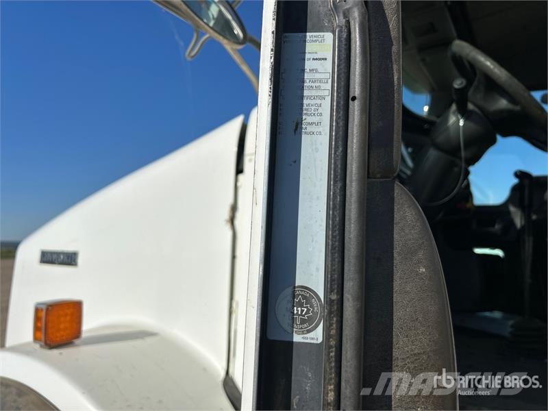 Kenworth T-800 Vacuum Tanker Truck Camiões Aspiradores Combi