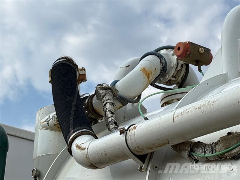 Kenworth T-800 Vacuum Tanker Truck Camiões Aspiradores Combi