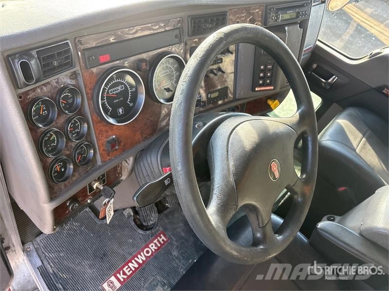 Kenworth T300 4x2 Cab and Chassis Kabine i unutrašnjost