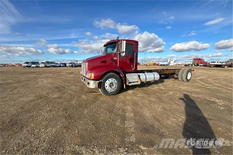 Kenworth T300 4x2 Cab and Chassis Kabine i unutrašnjost