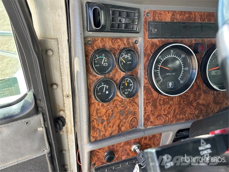 Kenworth T300 4x2 Service Truck Komunalna vozila
