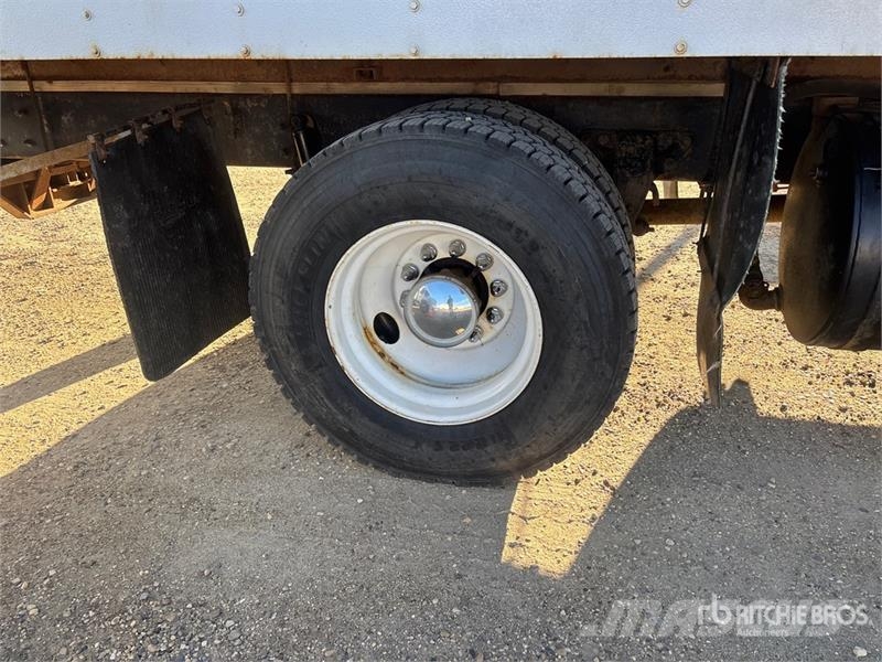 Kenworth T300 4x2 Steam Truck Egyéb