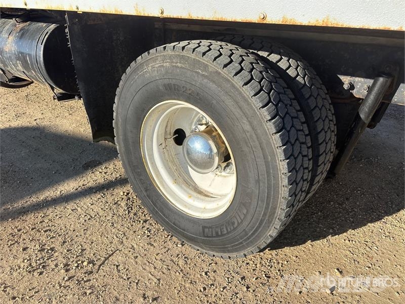 Kenworth T300 4x2 Steam Truck Egyéb