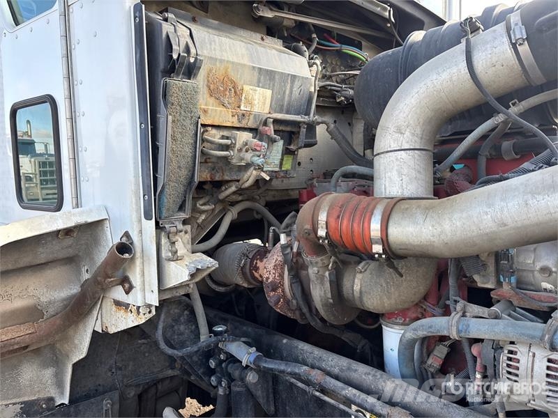 Kenworth T440 6x4 Van Truck Samochody ciężarowe ze skrzynią zamkniętą