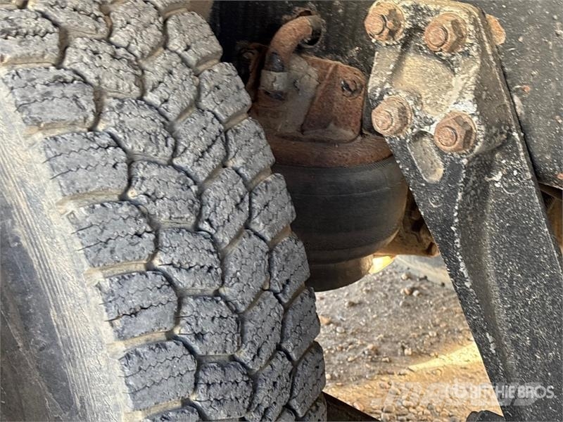 Kenworth T440 6x4 Van Truck Samochody ciężarowe ze skrzynią zamkniętą