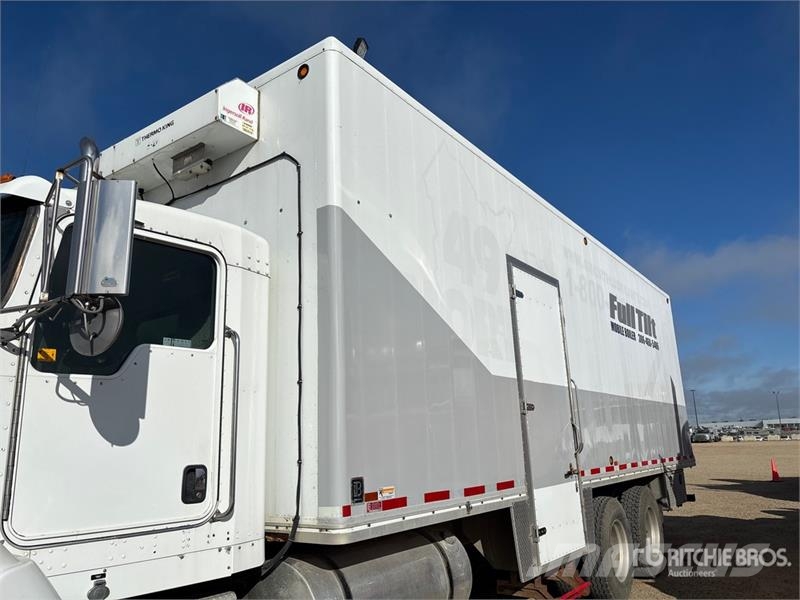 Kenworth T440 6x4 Van Truck Samochody ciężarowe ze skrzynią zamkniętą