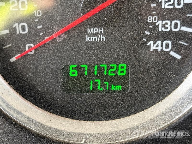 Kenworth T440 6x4 Van Truck Samochody ciężarowe ze skrzynią zamkniętą