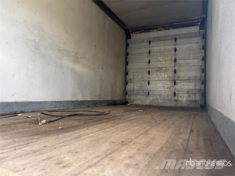 Kenworth T440 6x4 Van Truck Bakwagens met gesloten opbouw