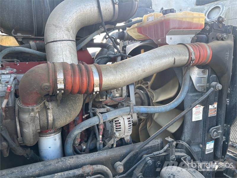 Kenworth T440 6x4 Van Truck Samochody ciężarowe ze skrzynią zamkniętą