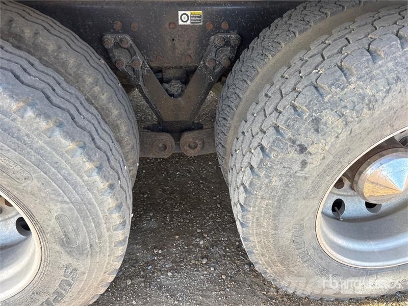 Kenworth T440 6x4 Van Truck Bakwagens met gesloten opbouw