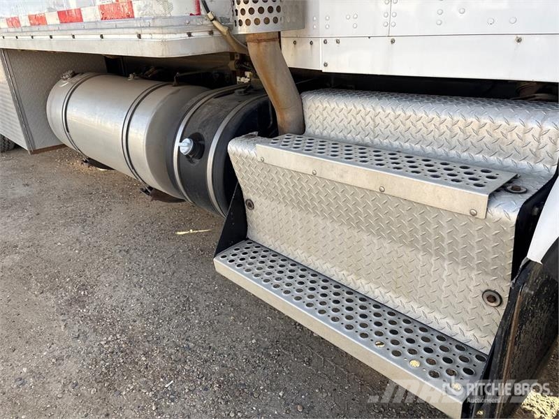 Kenworth T440 6x4 Van Truck Samochody ciężarowe ze skrzynią zamkniętą
