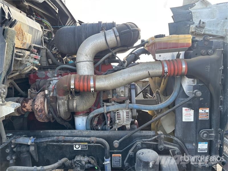 Kenworth T440 6x4 Van Truck Samochody ciężarowe ze skrzynią zamkniętą