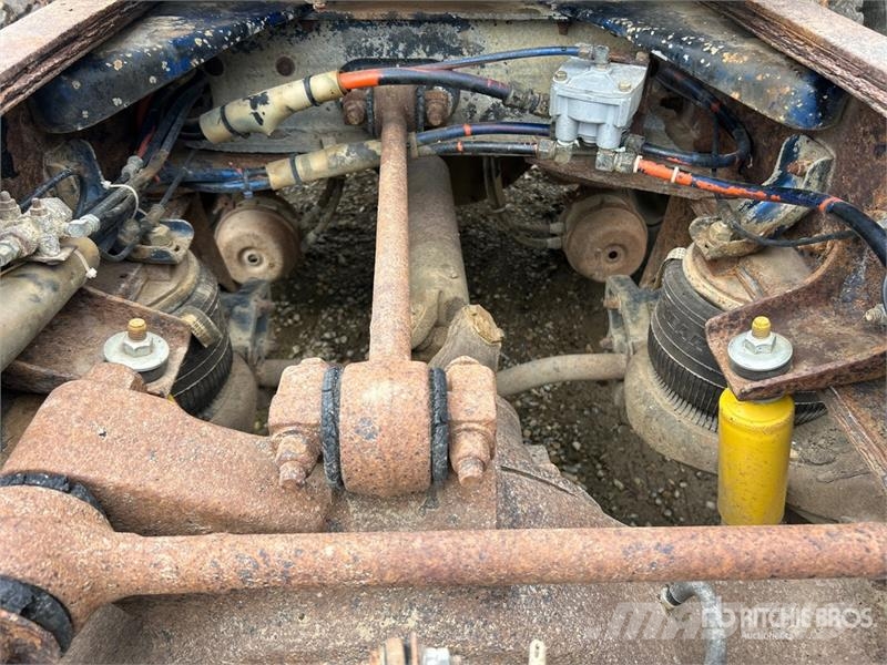 Kenworth T600 曳引機組件