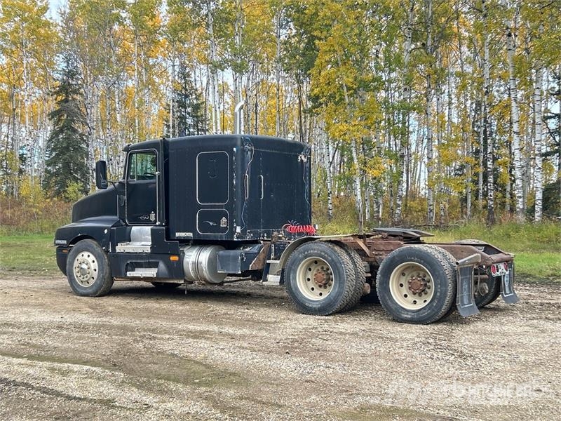Kenworth T600 曳引機組件