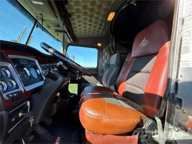Kenworth T600 Sadulveokid