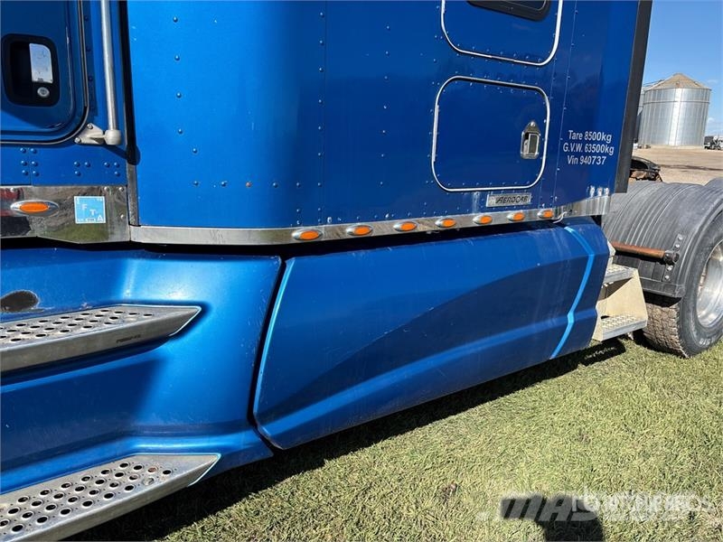 Kenworth T600 Sadulveokid