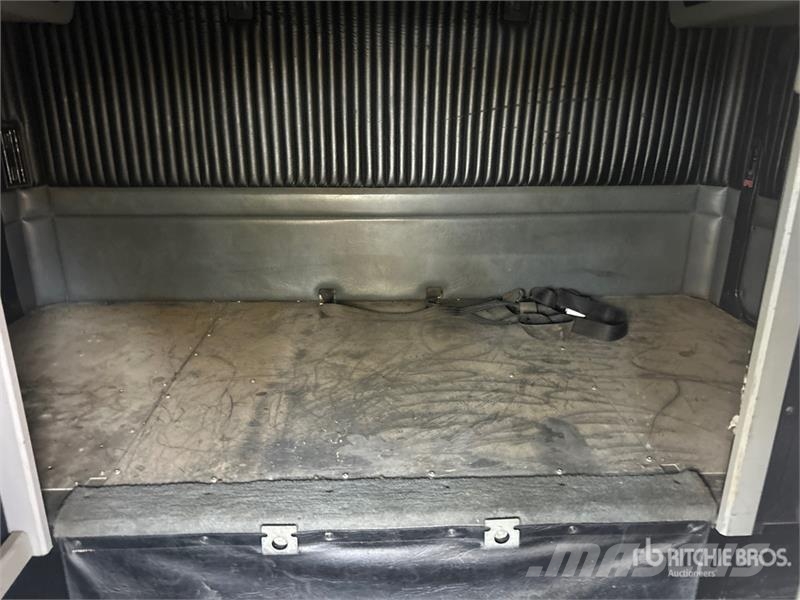 Kenworth T600 曳引機組件