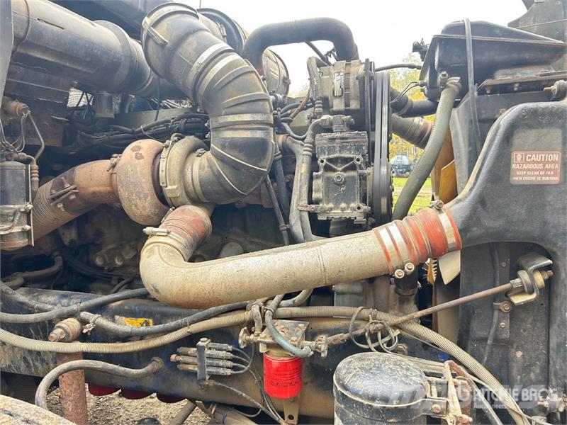 Kenworth T600 曳引機組件