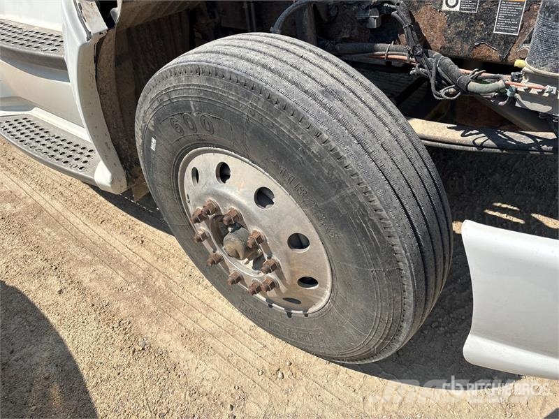 Kenworth T600 Tractor Units