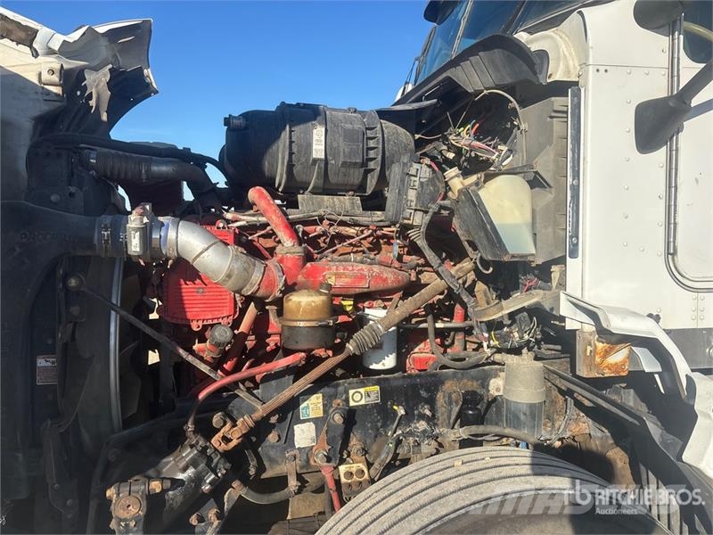 Kenworth T600A Trekkers