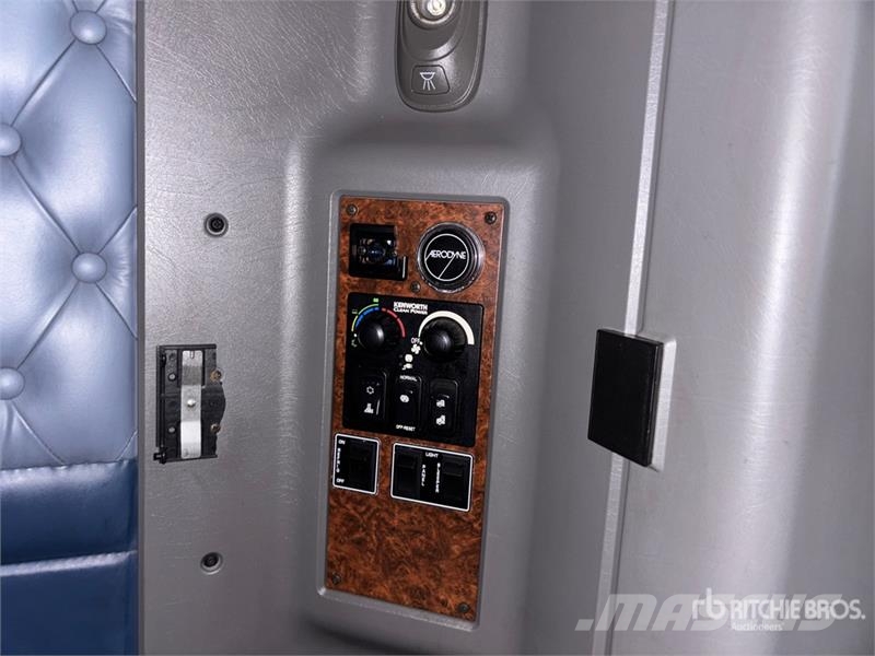 Kenworth T660 Vetopöytäautot