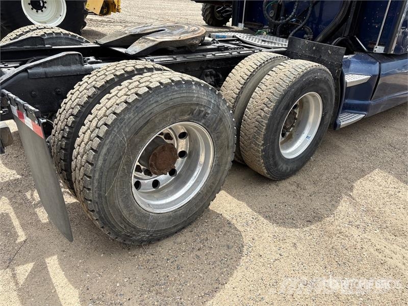 Kenworth T660 Vetopöytäautot