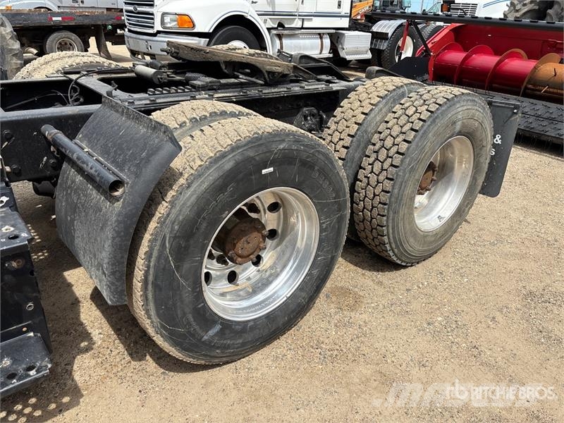 Kenworth T660 Vetopöytäautot
