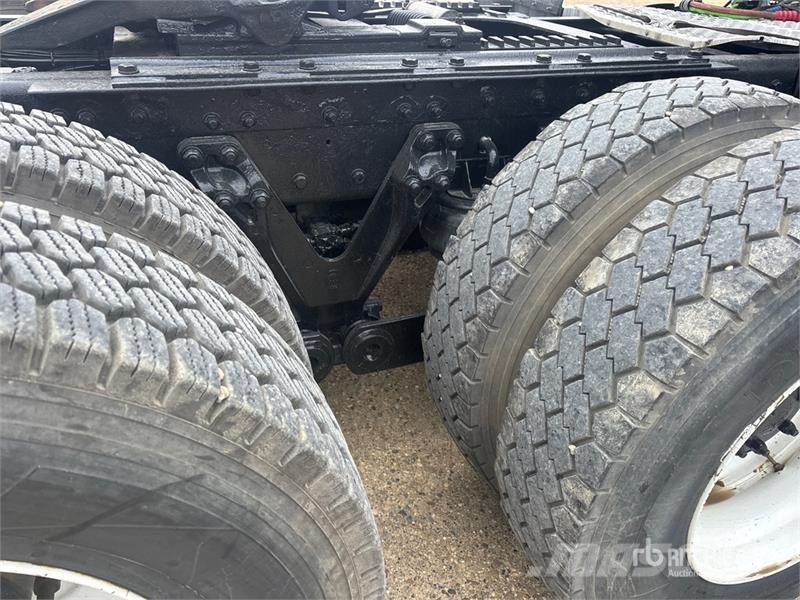 Kenworth T660 Vetopöytäautot