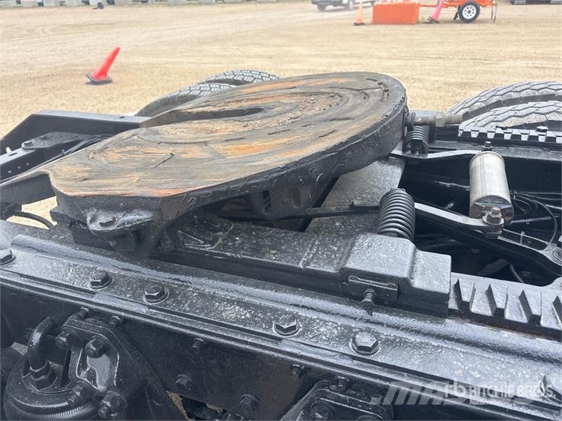 Kenworth T660 Vetopöytäautot