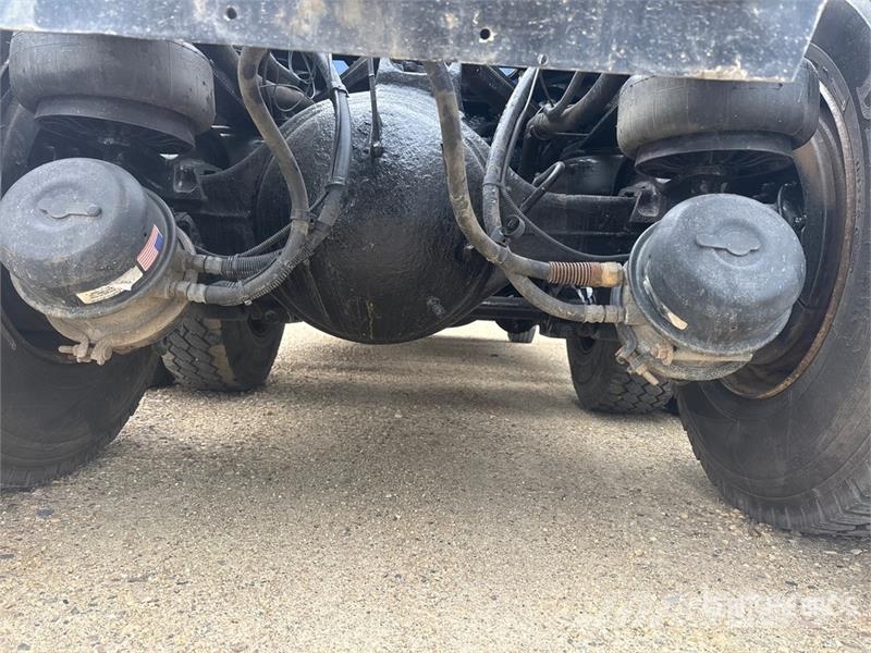 Kenworth T660 Vetopöytäautot