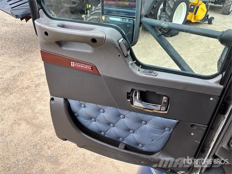 Kenworth T660 Vetopöytäautot