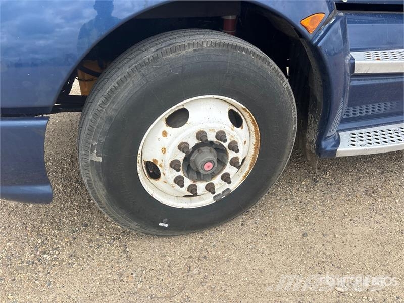 Kenworth T660 Vetopöytäautot