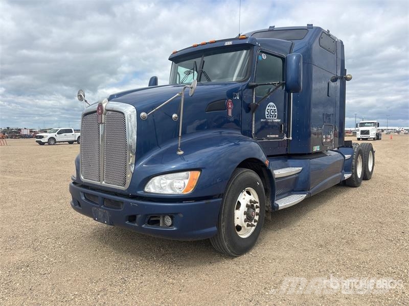 Kenworth T660 Vetopöytäautot