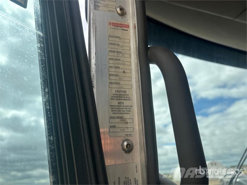 Kenworth T660 Vetopöytäautot