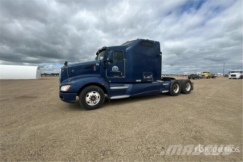 Kenworth T660 Vetopöytäautot