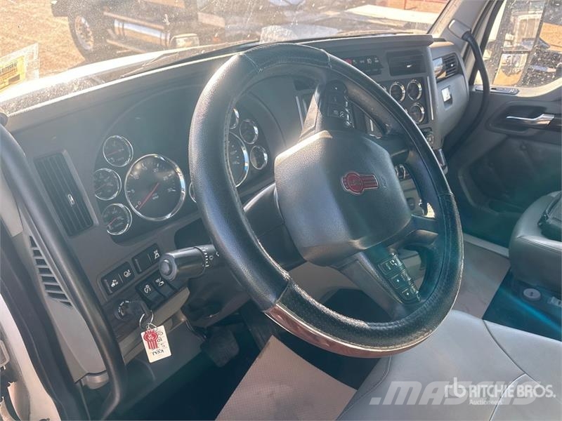 Kenworth T680 Sattelzugmaschinen