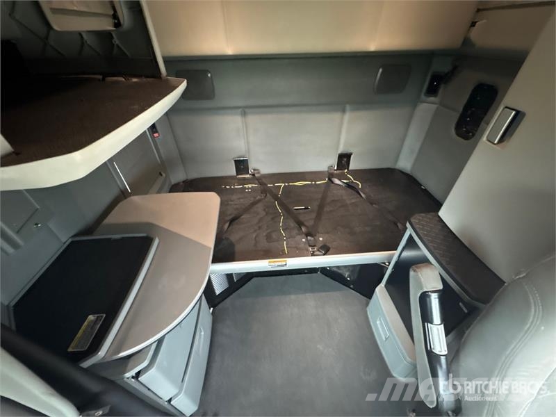 Kenworth T680 Motrici e Trattori Stradali