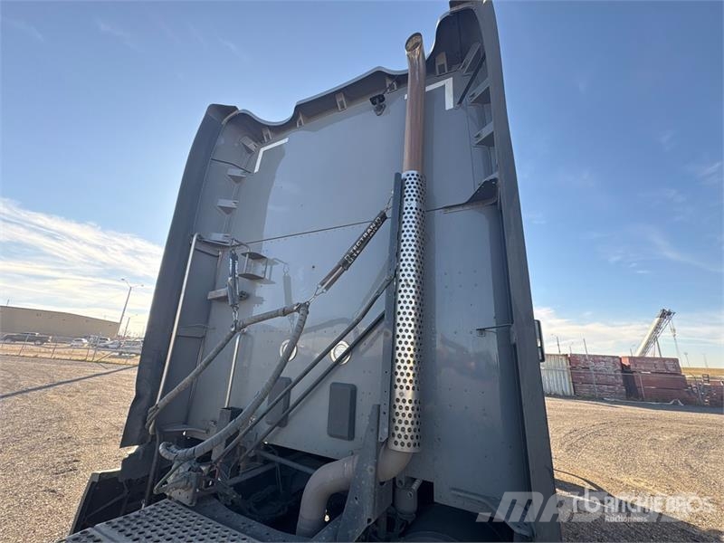 Kenworth T680 Tractor Units