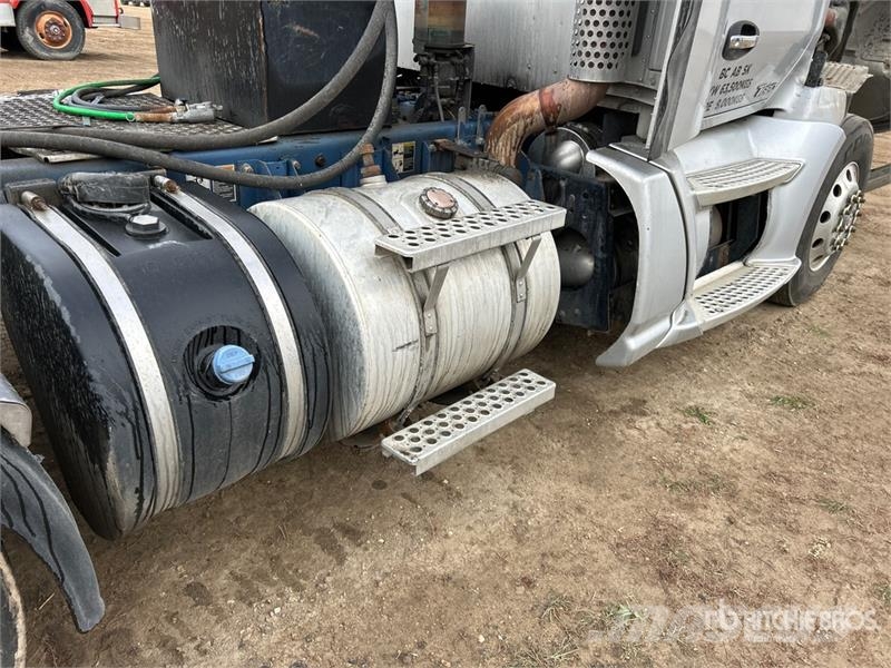 Kenworth T680 Влекачи