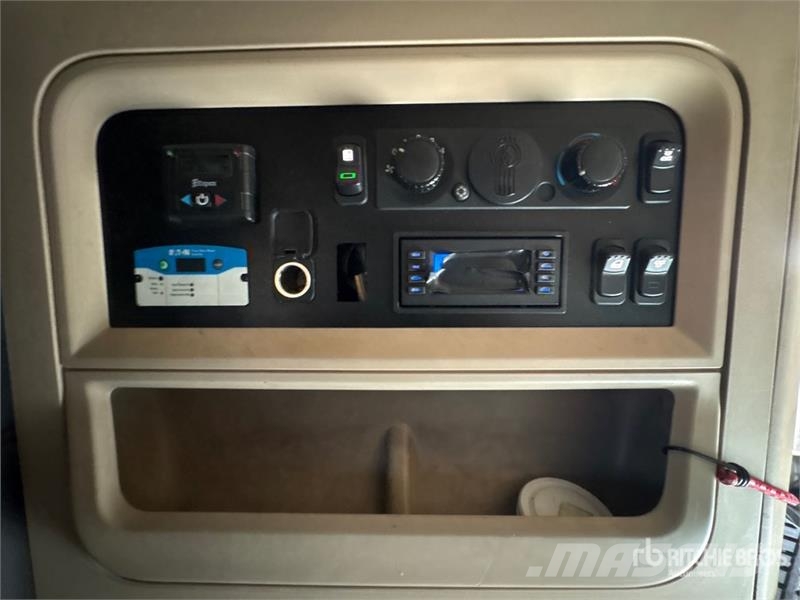 Kenworth T680 Tractor Units