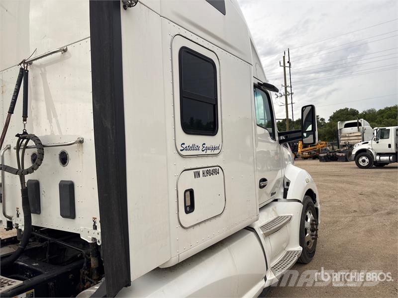 Kenworth T680 Motrici e Trattori Stradali